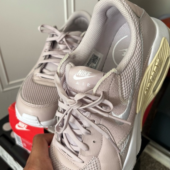 Nike Air Max Excee "Platinum Violet/White" Women's Shoe - Picture 6 of 8